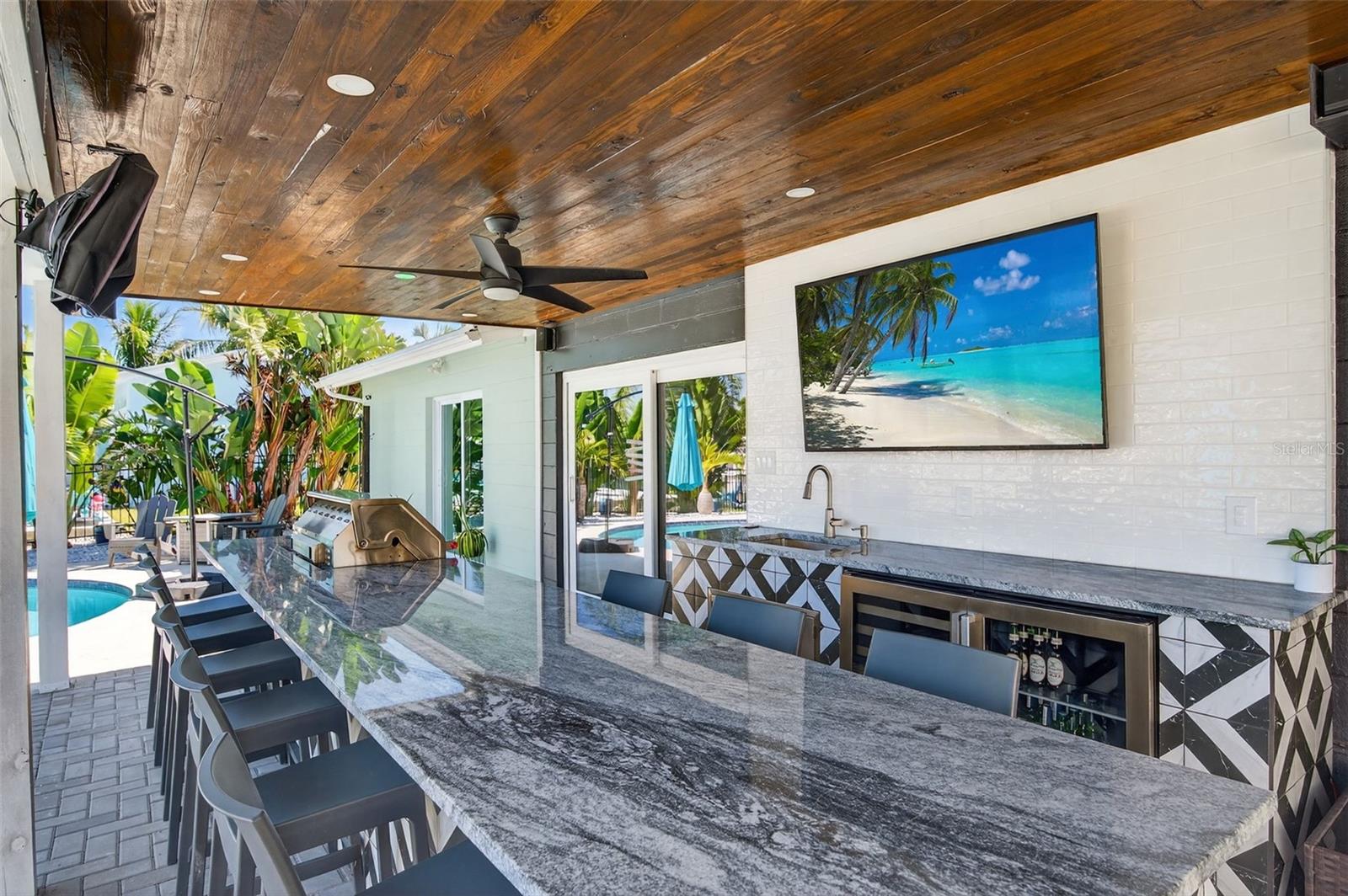 Image 34 of 58 For 513 Dolphin Avenue Se