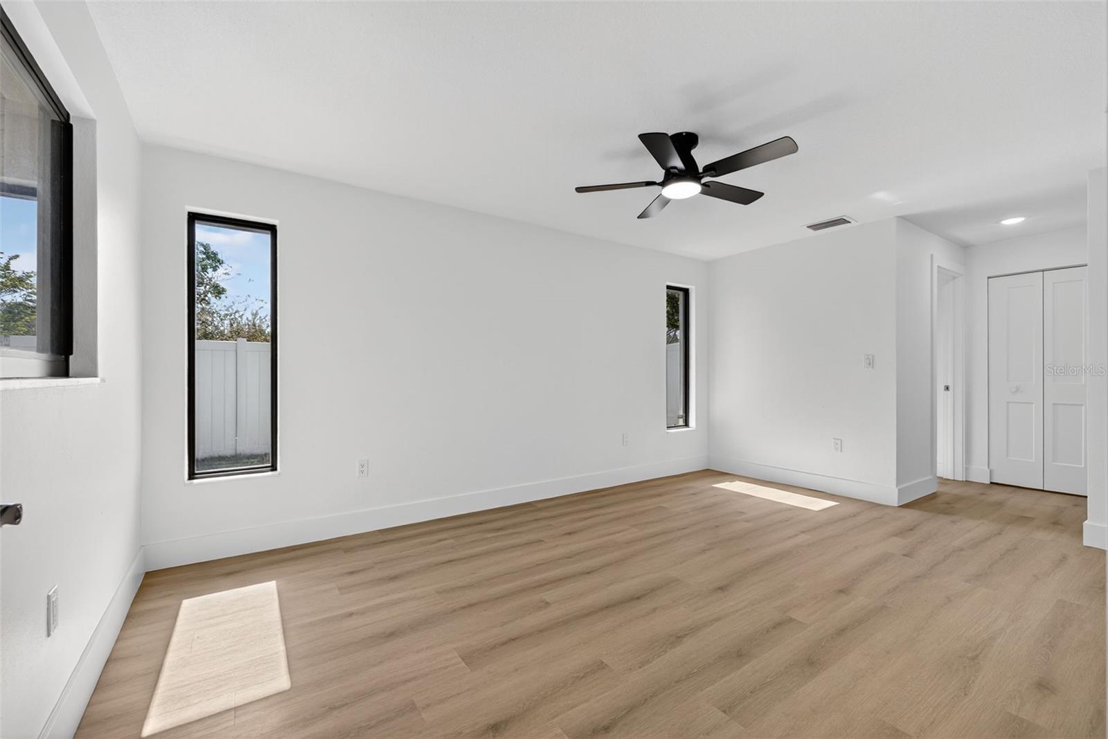 Image 15 of 35 For 1975 Sky Drive