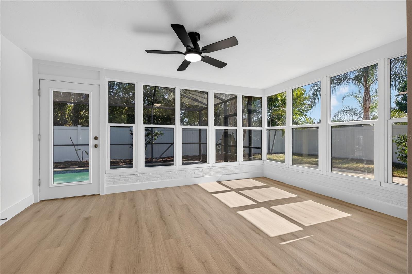 Image 16 of 35 For 1975 Sky Drive