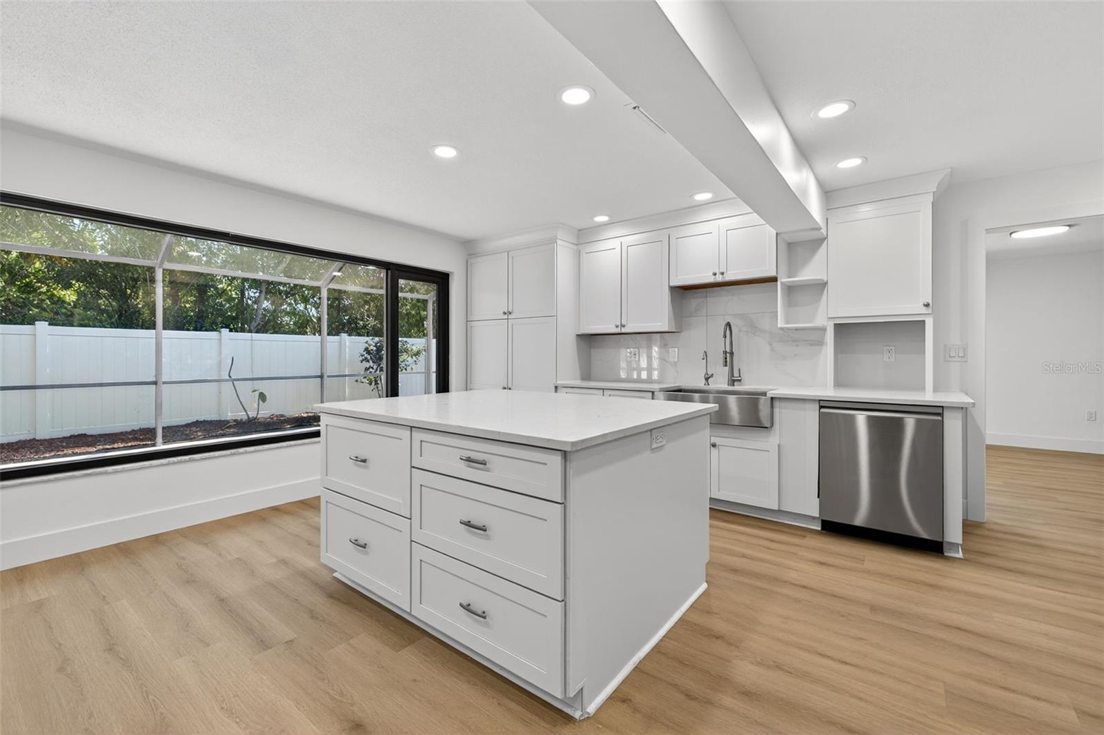 Image 21 of 35 For 1975 Sky Drive