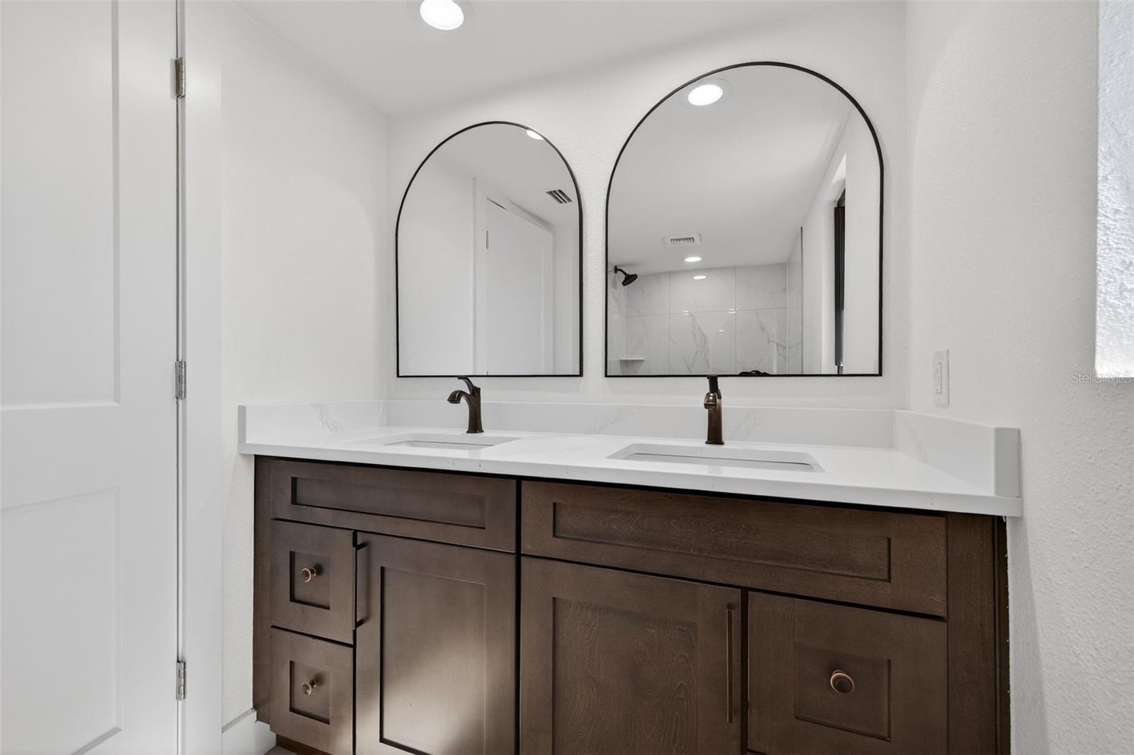 Image 6 of 35 For 1975 Sky Drive