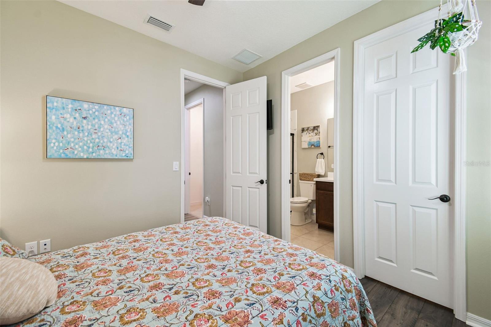 Listing photo id 34 for 14309 Azalea Pond Court