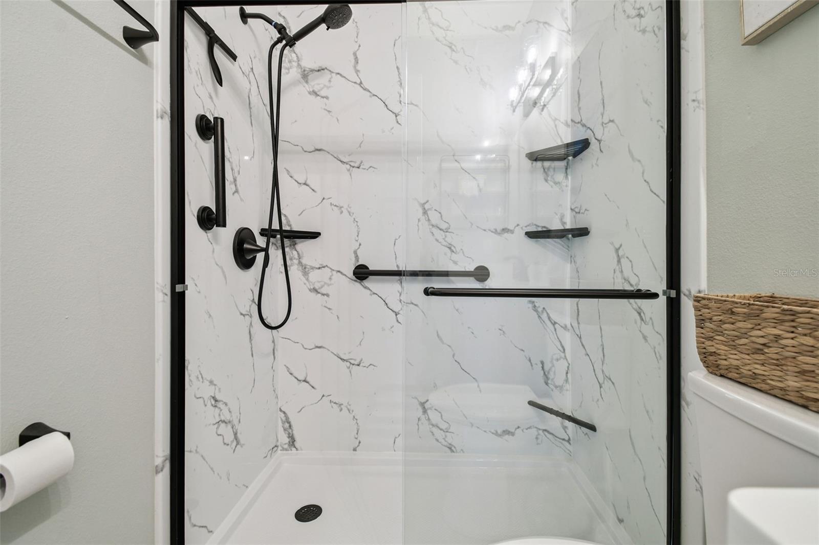 Listing photo id 37 for 14309 Azalea Pond Court