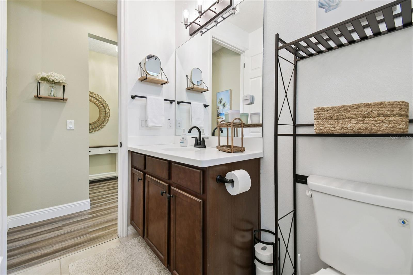 Listing photo id 48 for 14309 Azalea Pond Court