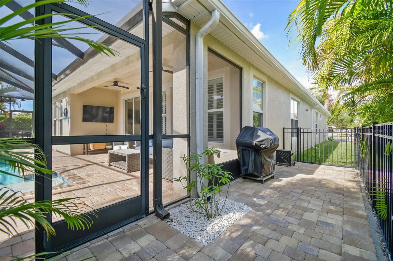 Listing photo id 53 for 14309 Azalea Pond Court