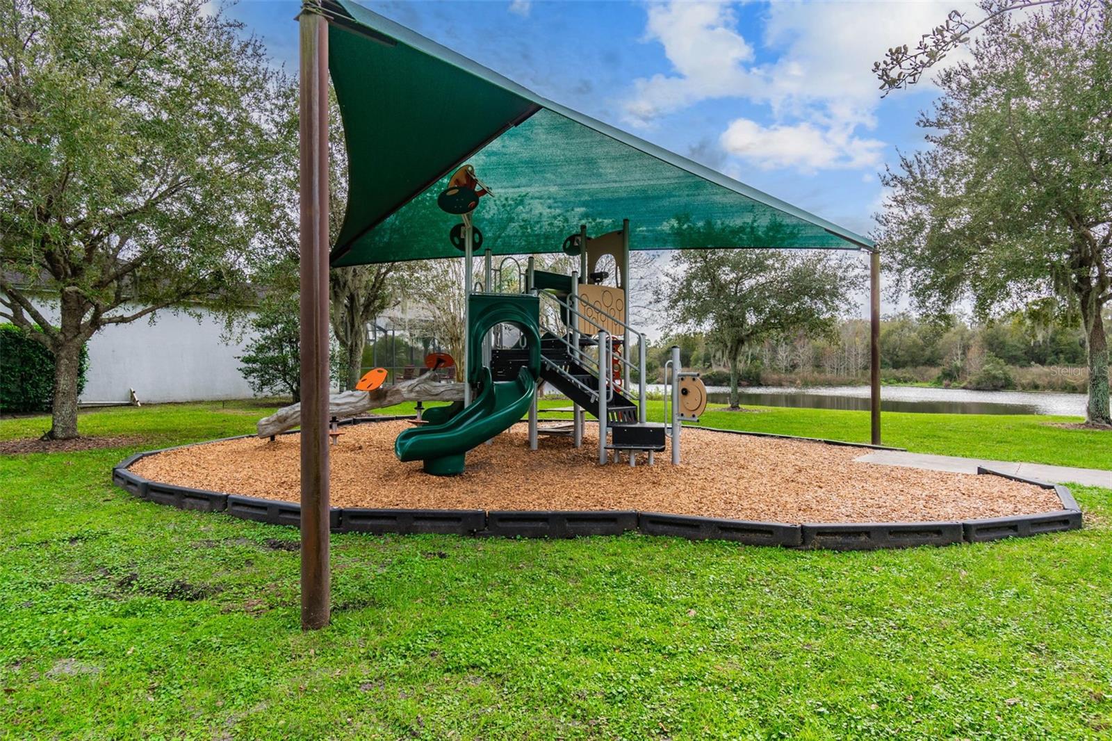 Listing photo id 73 for 14309 Azalea Pond Court