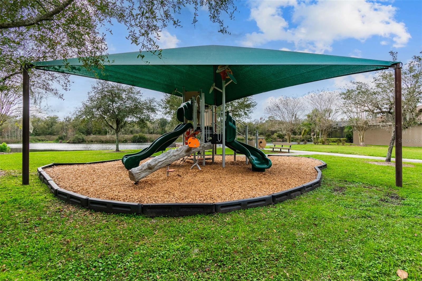 Listing photo id 74 for 14309 Azalea Pond Court