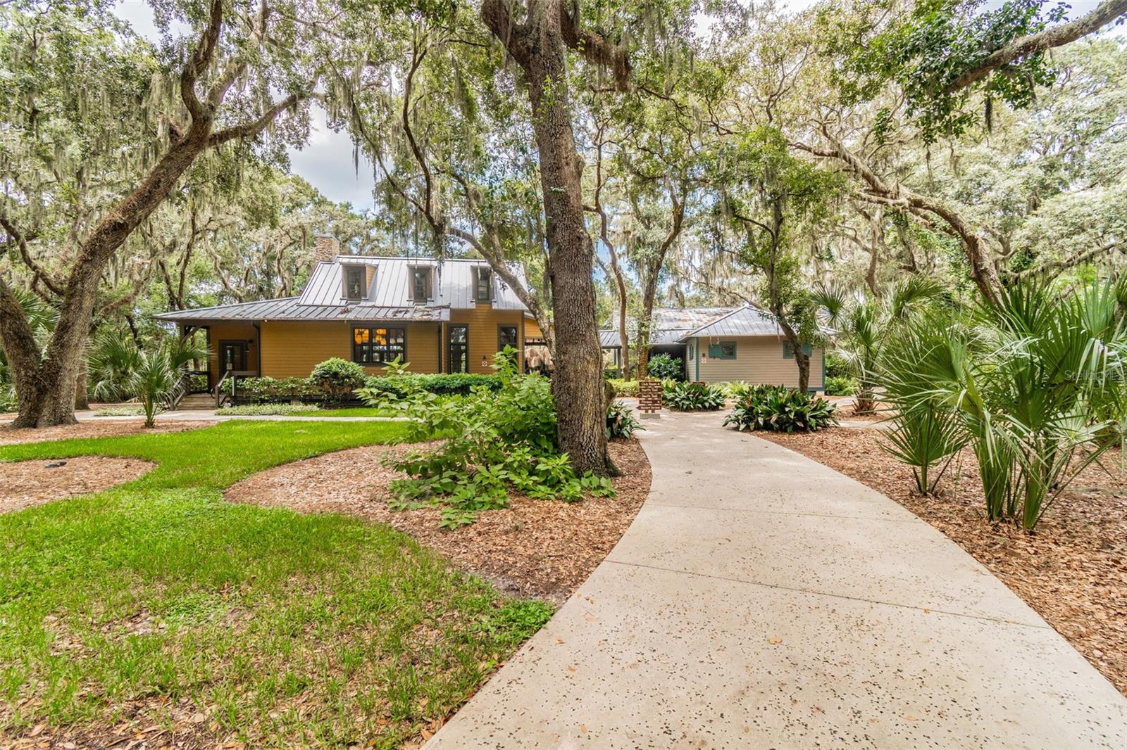 Listing photo id 80 for 14309 Azalea Pond Court