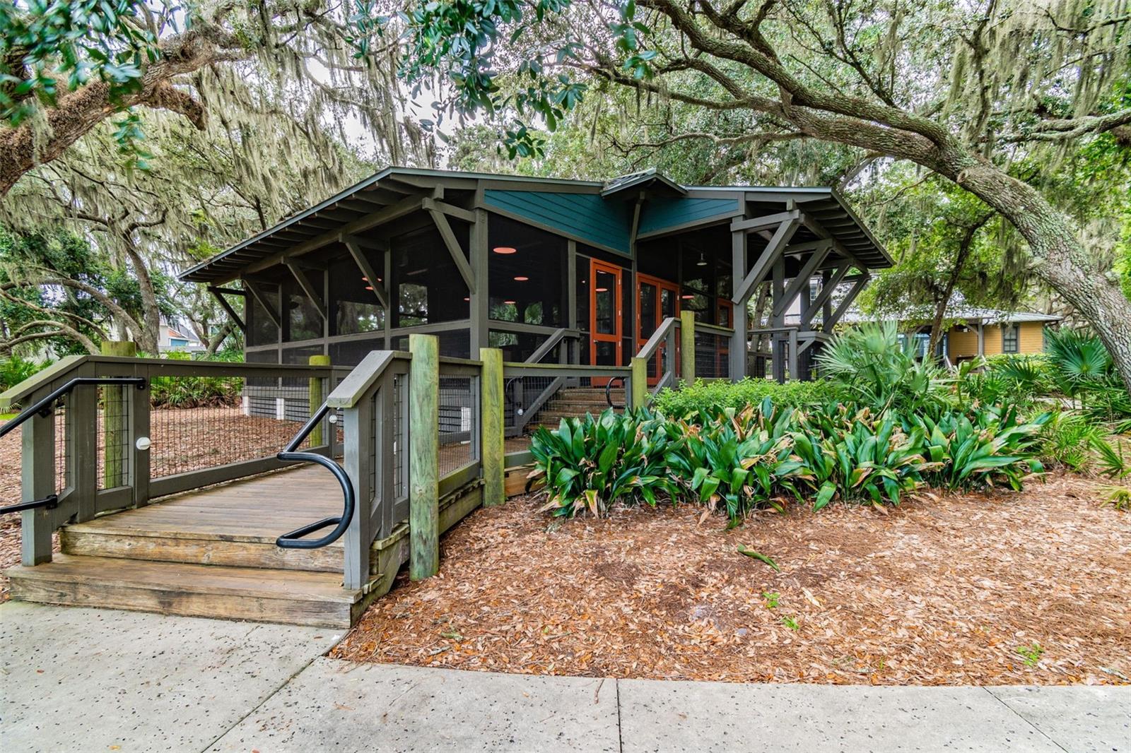 Listing photo id 86 for 14309 Azalea Pond Court