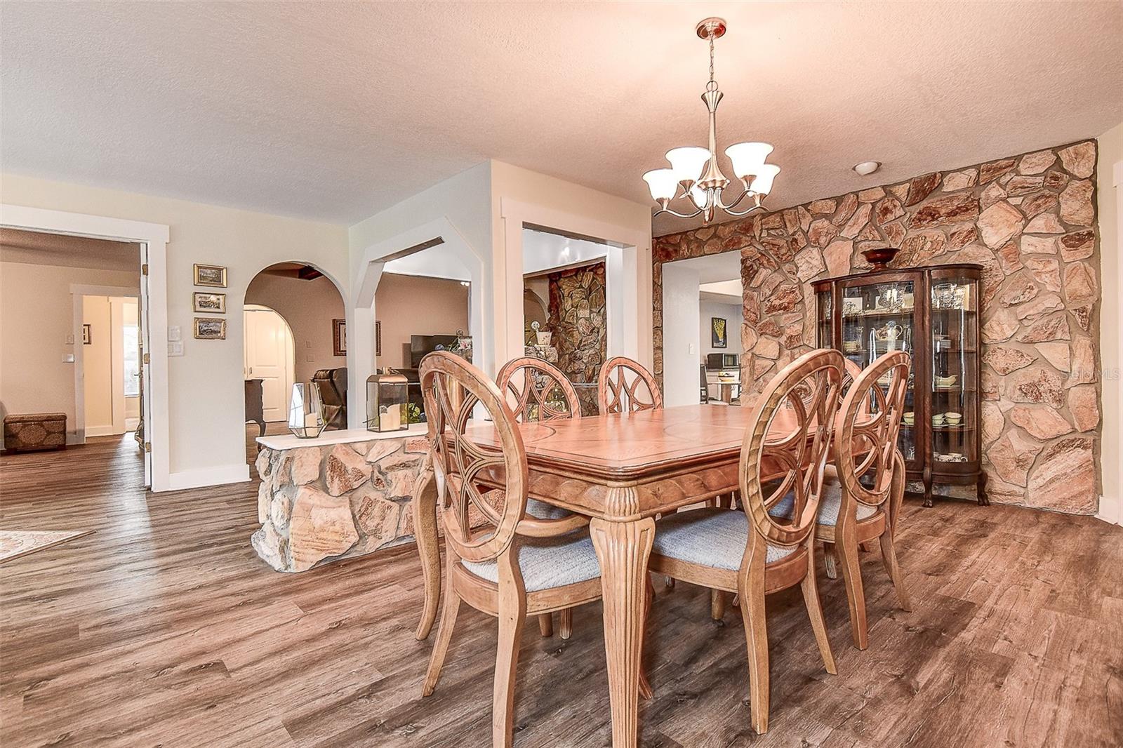 Image 14 of 64 For 5253 Sandra Drive