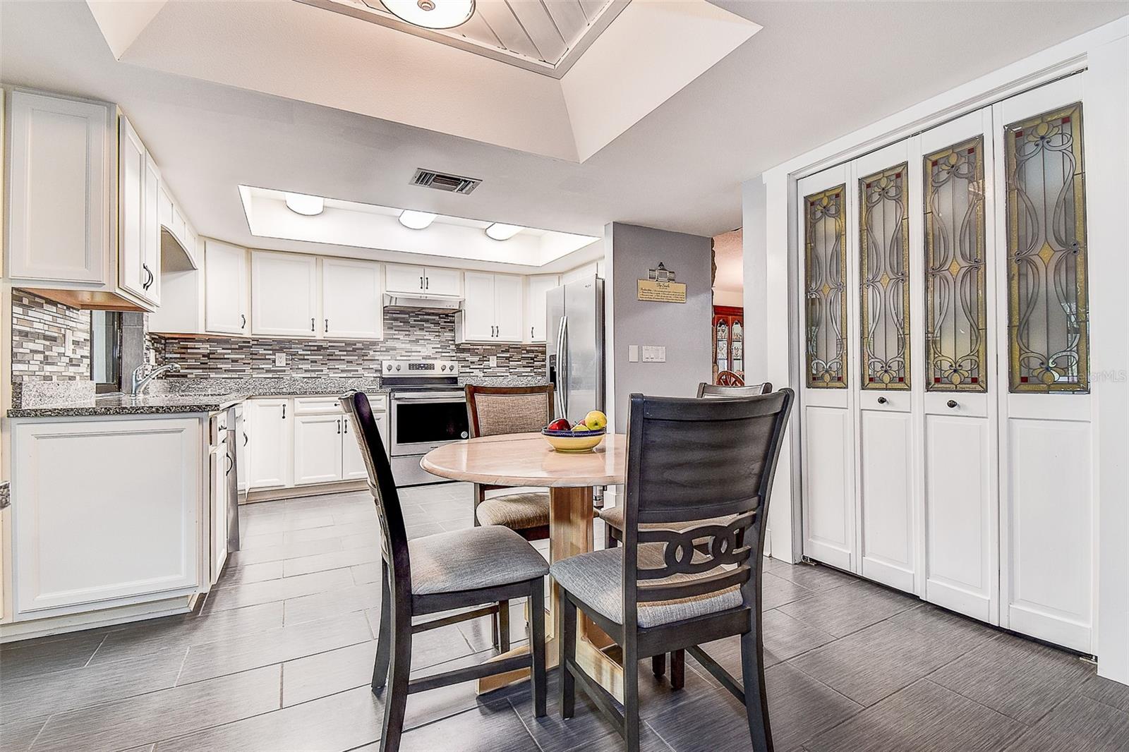 Image 25 of 64 For 5253 Sandra Drive