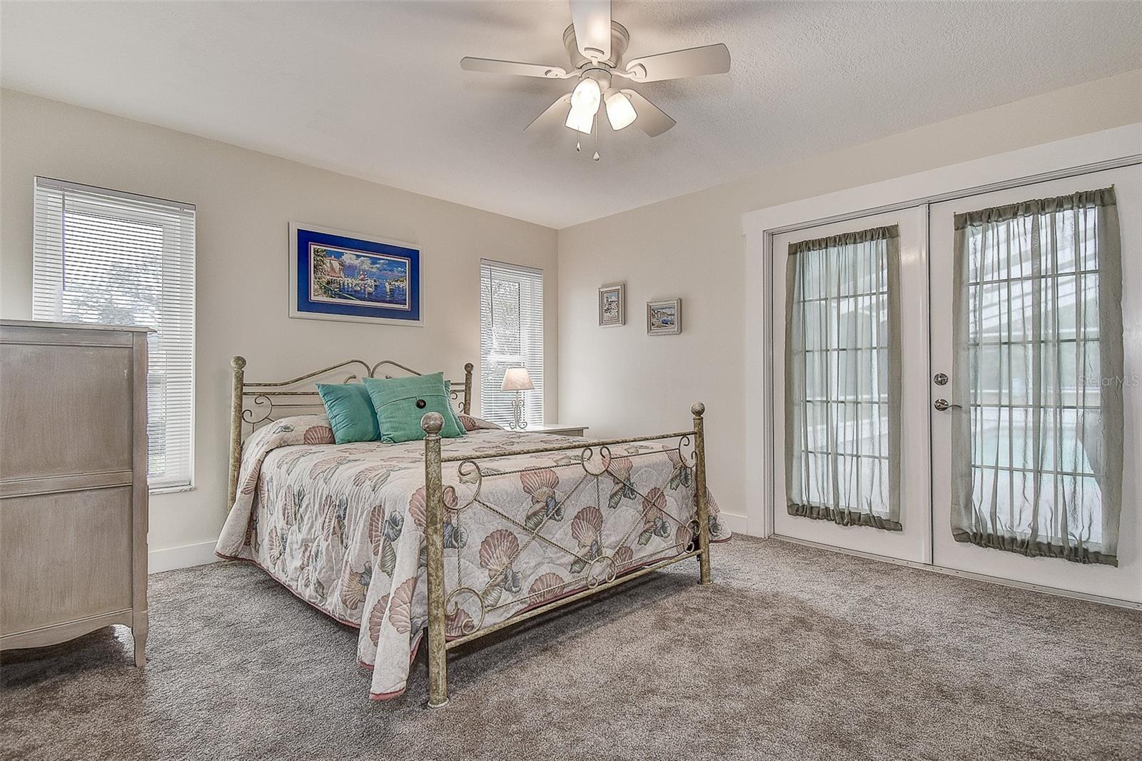 Image 31 of 64 For 5253 Sandra Drive