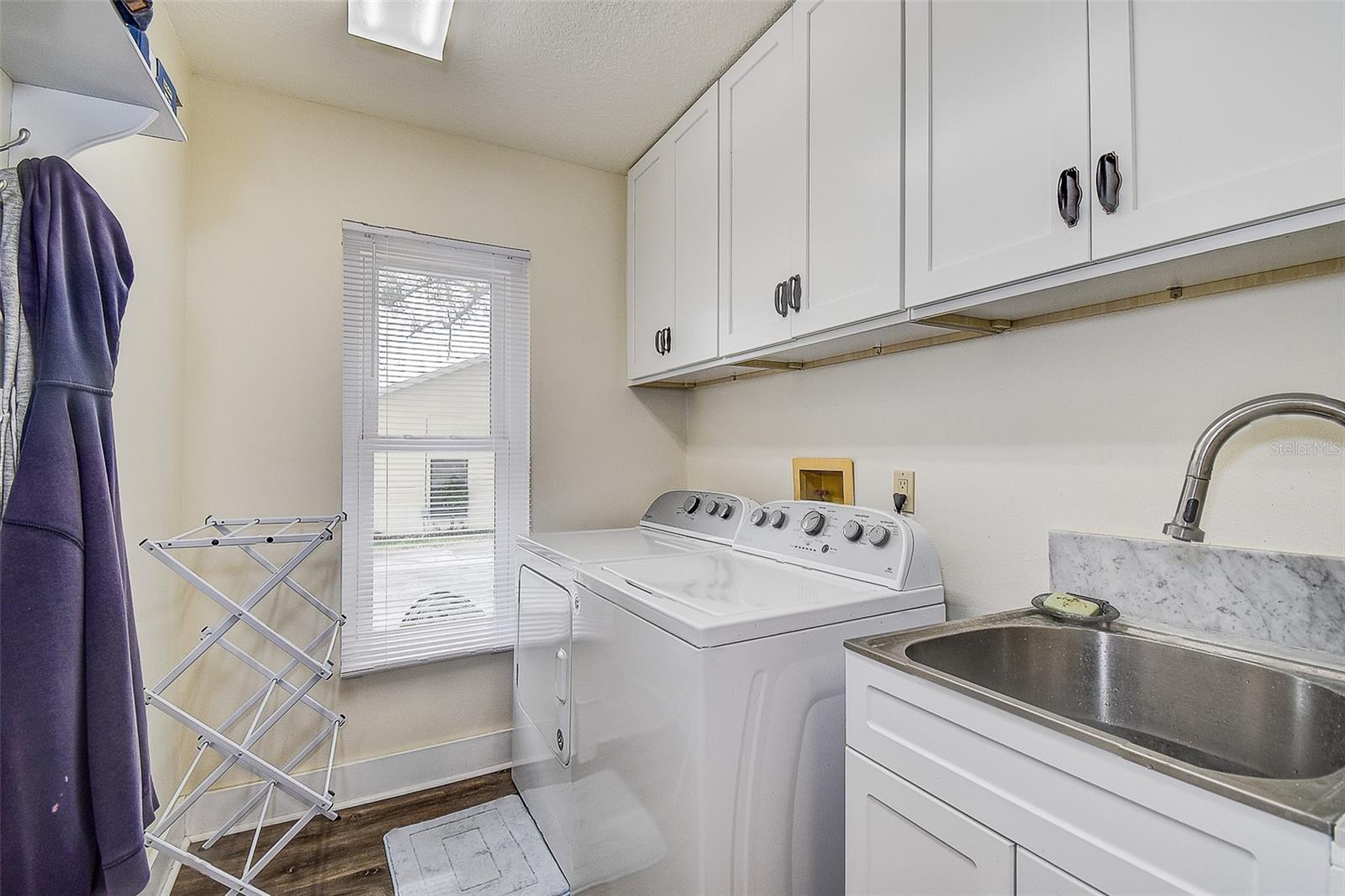 Image 39 of 64 For 5253 Sandra Drive