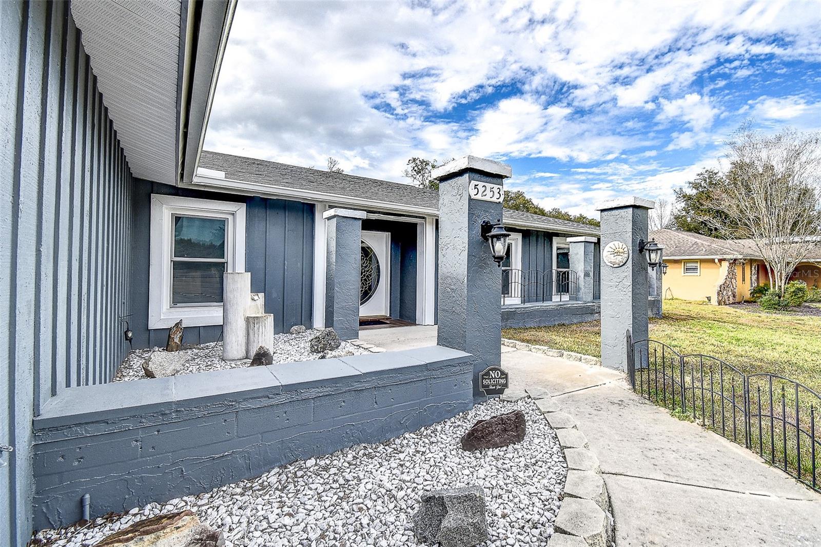 Image 4 of 64 For 5253 Sandra Drive