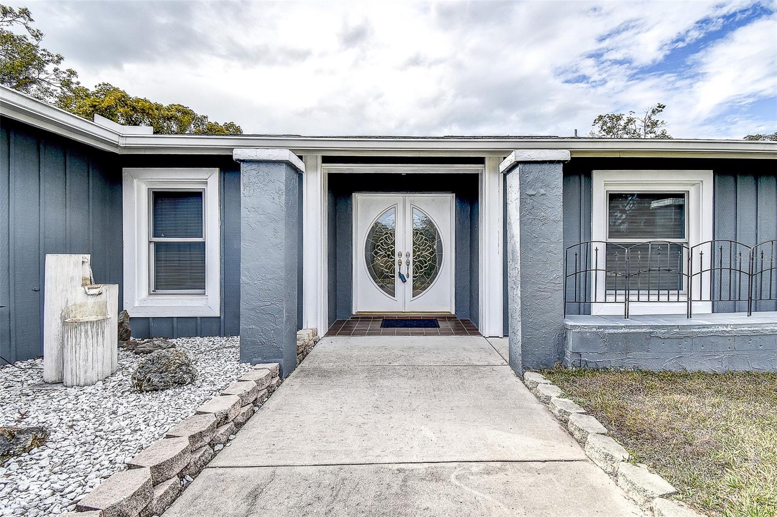 Image 5 of 64 For 5253 Sandra Drive