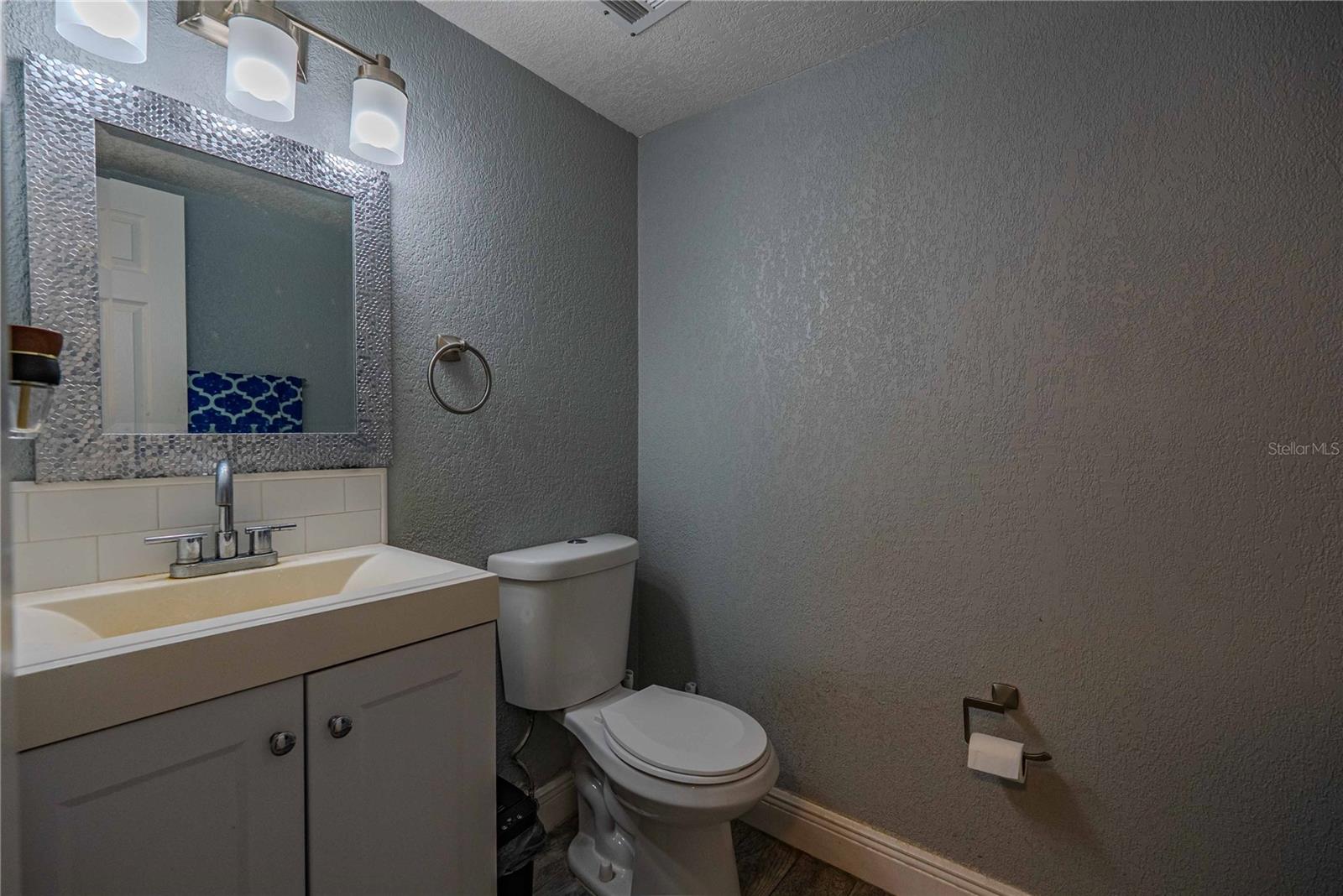 Image 11 of 46 For 5124 Springwood Drive