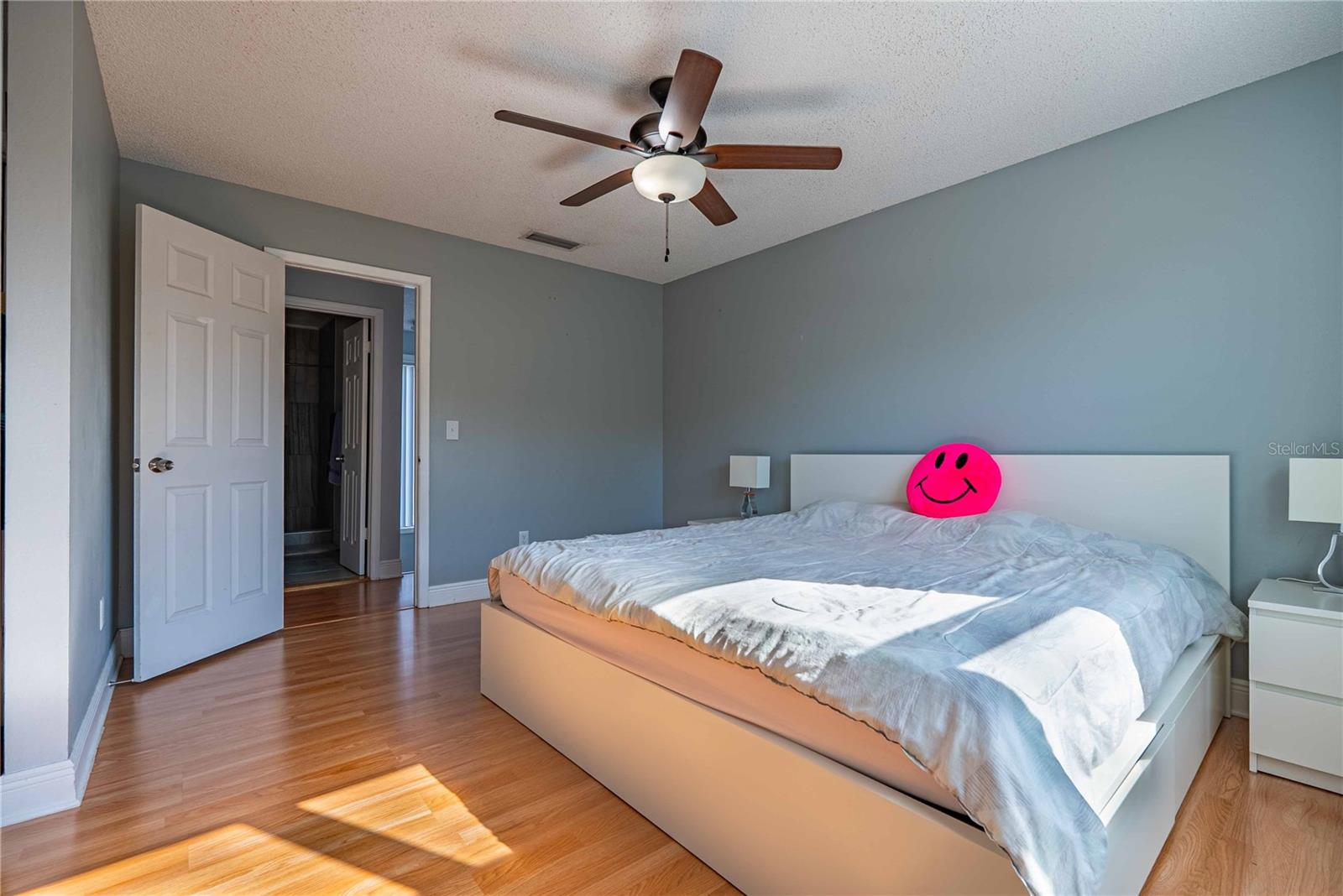 Image 18 of 46 For 5124 Springwood Drive