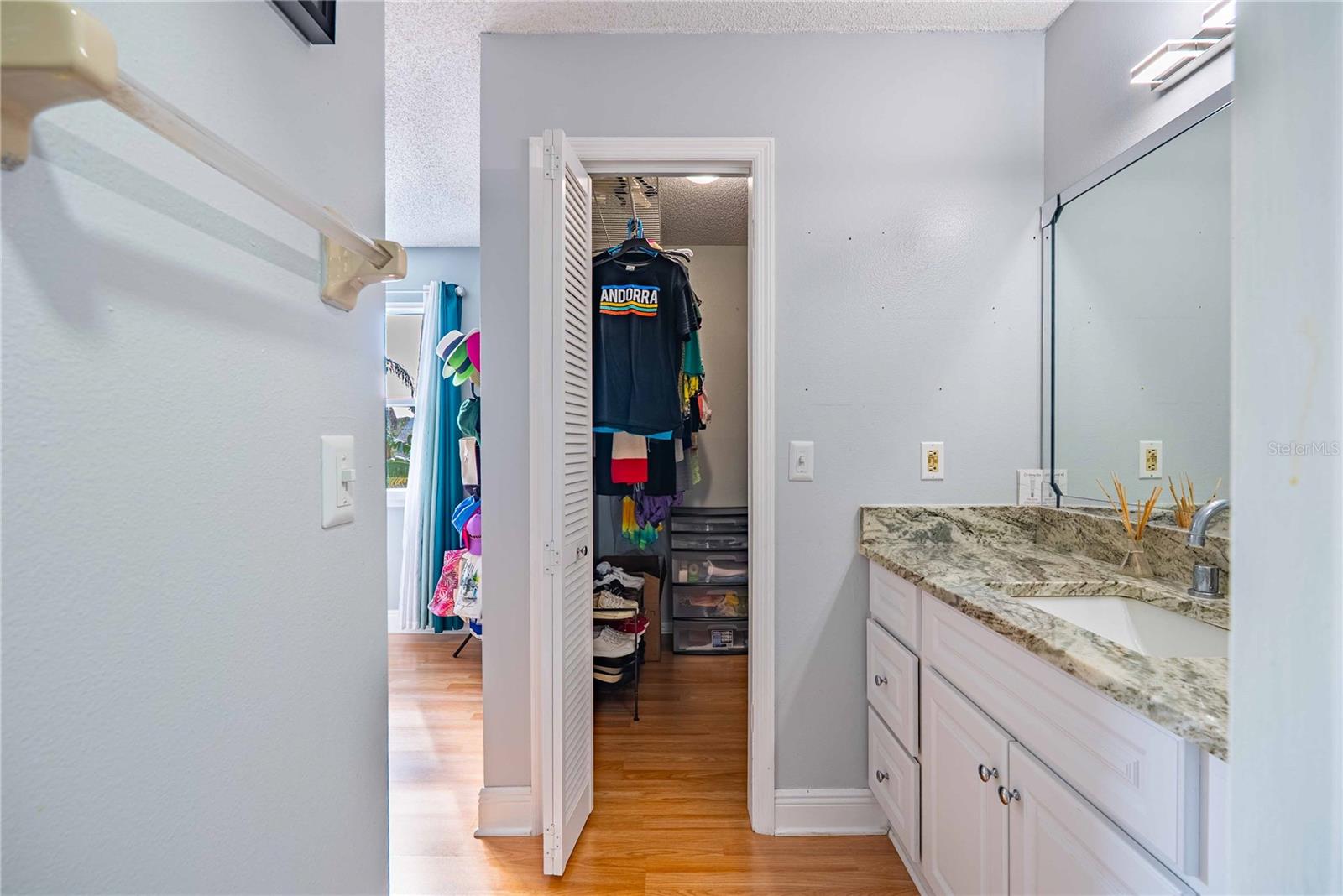 Image 23 of 46 For 5124 Springwood Drive