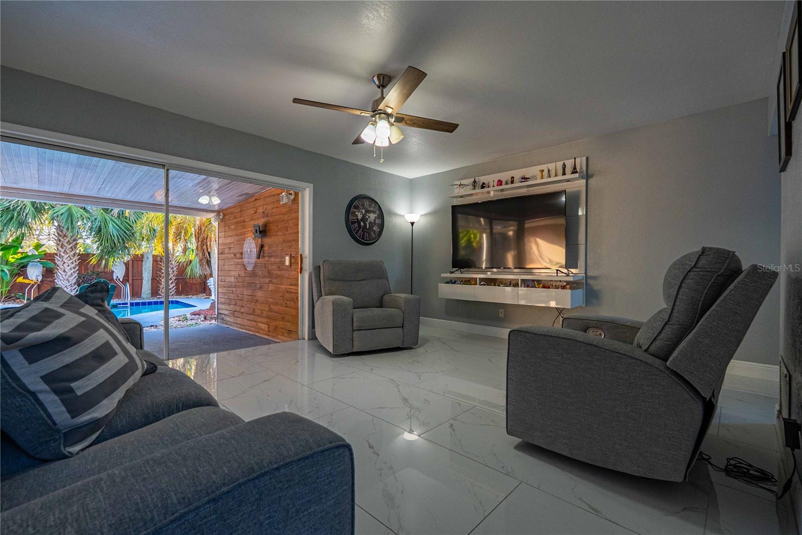 Image 5 of 46 For 5124 Springwood Drive