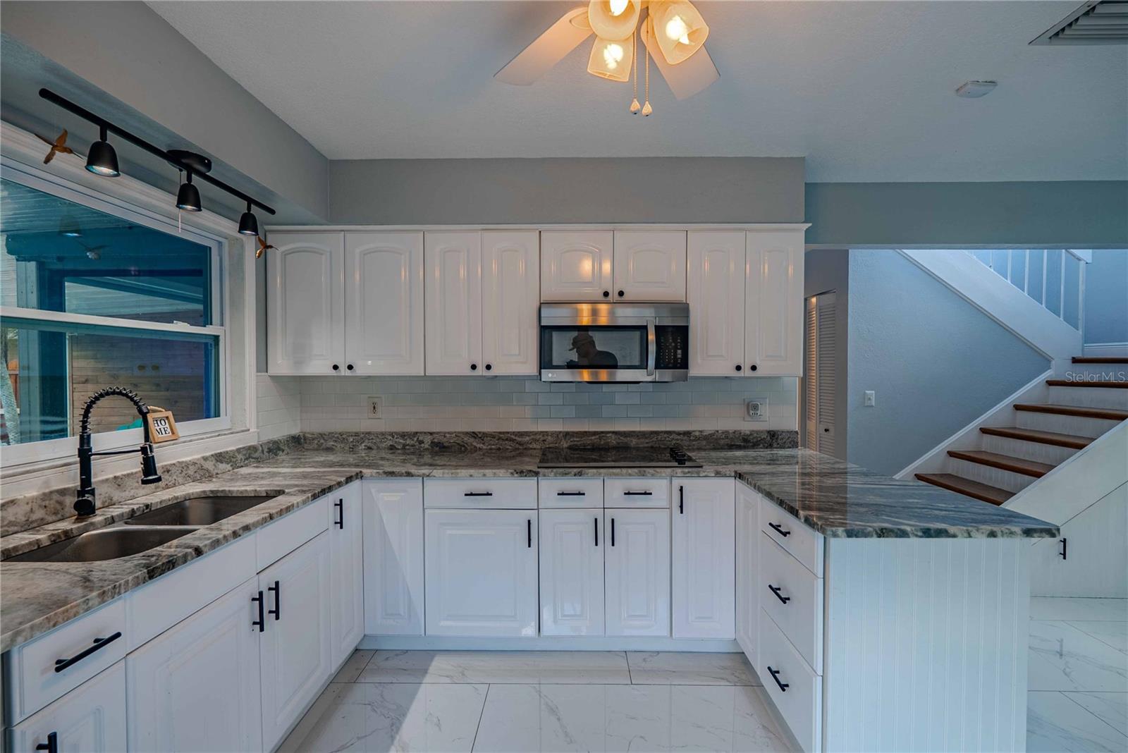 Image 8 of 46 For 5124 Springwood Drive