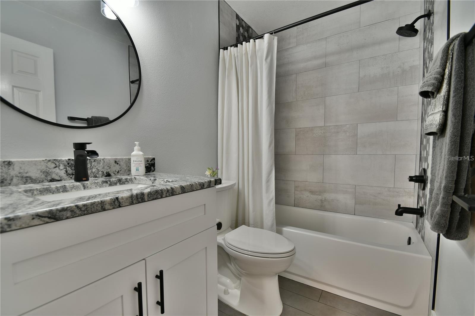 Image 16 of 24 For 1801 Lake Road 15e