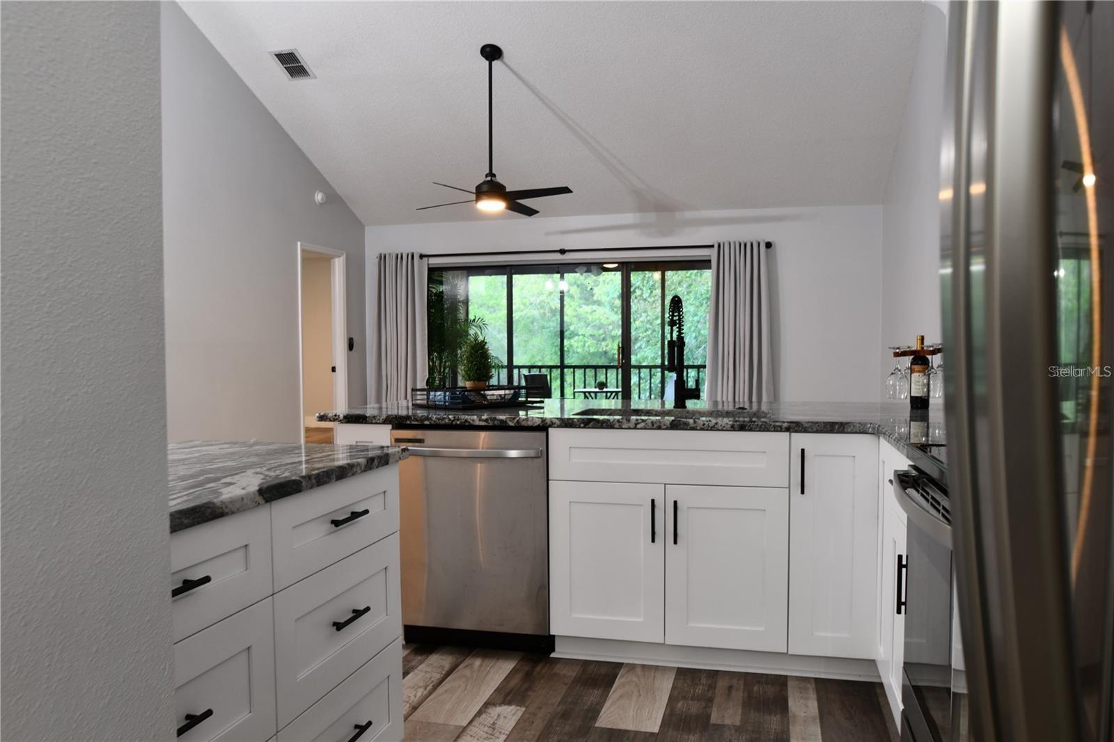 Image 5 of 24 For 1801 Lake Road 15e