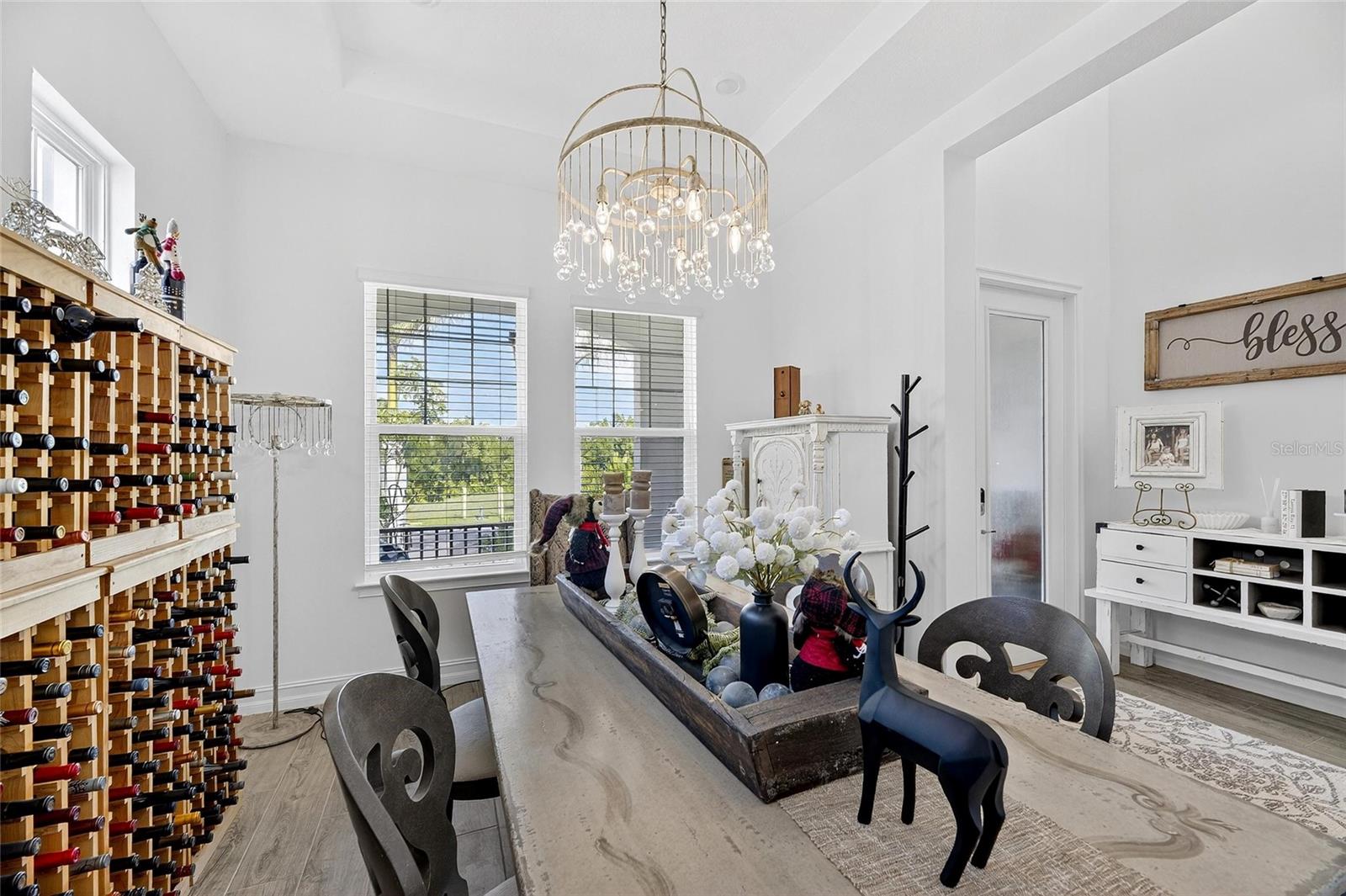 Image 14 of 83 For 1128 Seagrape Drive