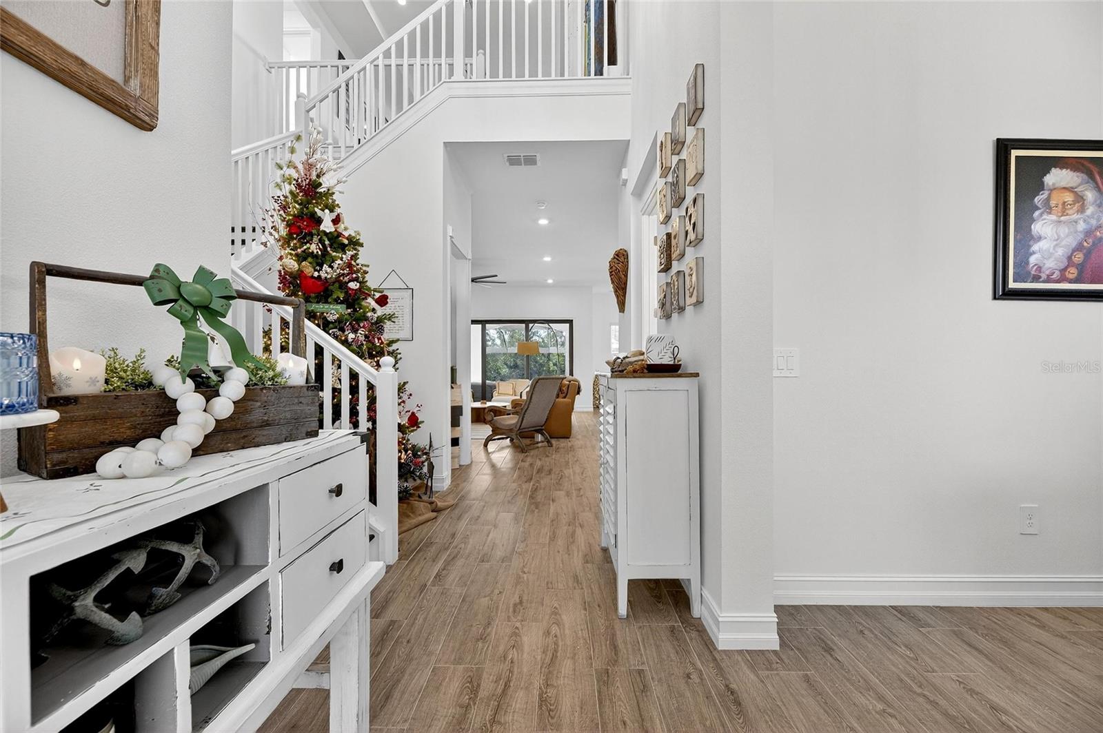 Image 16 of 83 For 1128 Seagrape Drive