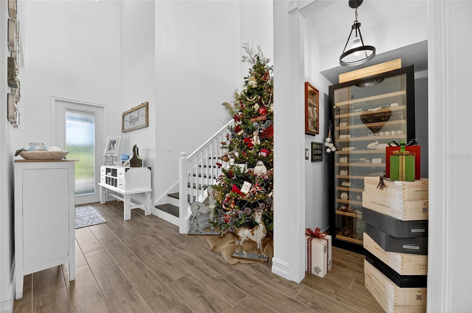 Image 19 of 83 For 1128 Seagrape Drive