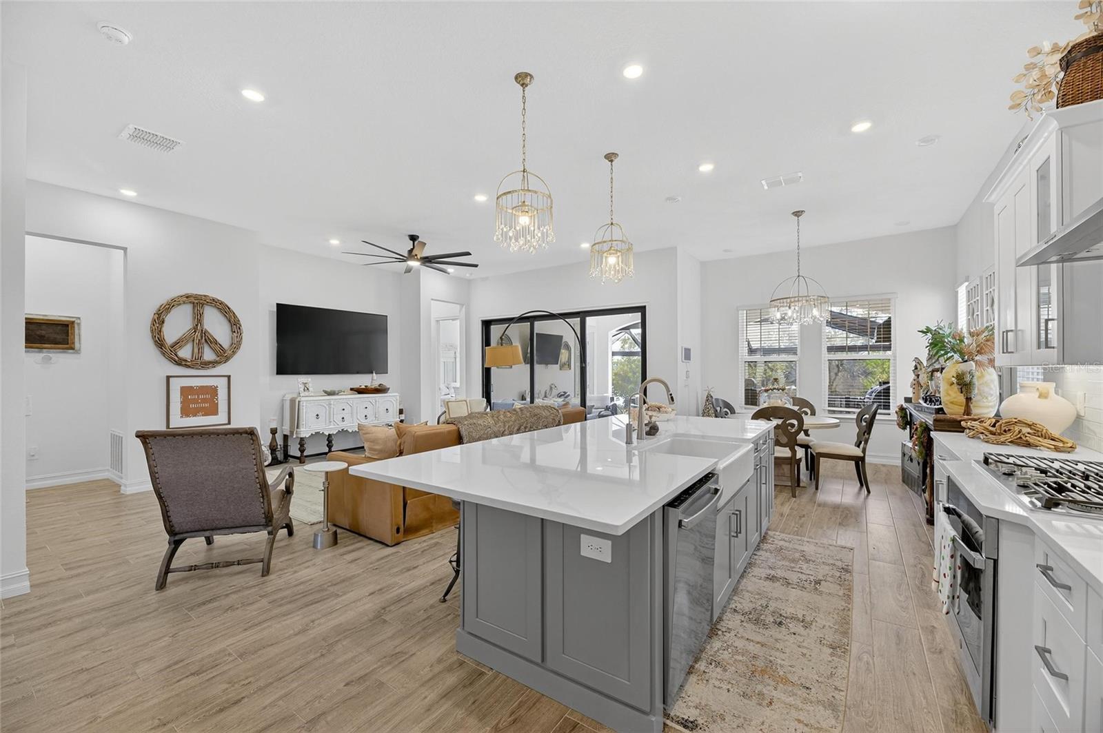 Image 29 of 83 For 1128 Seagrape Drive