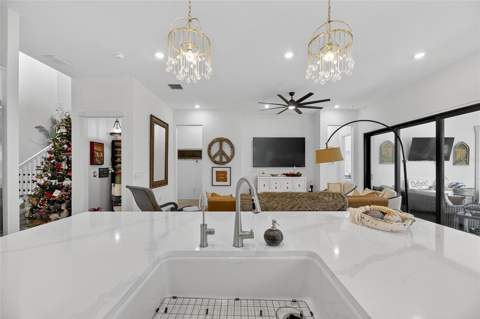 Image 31 of 83 For 1128 Seagrape Drive