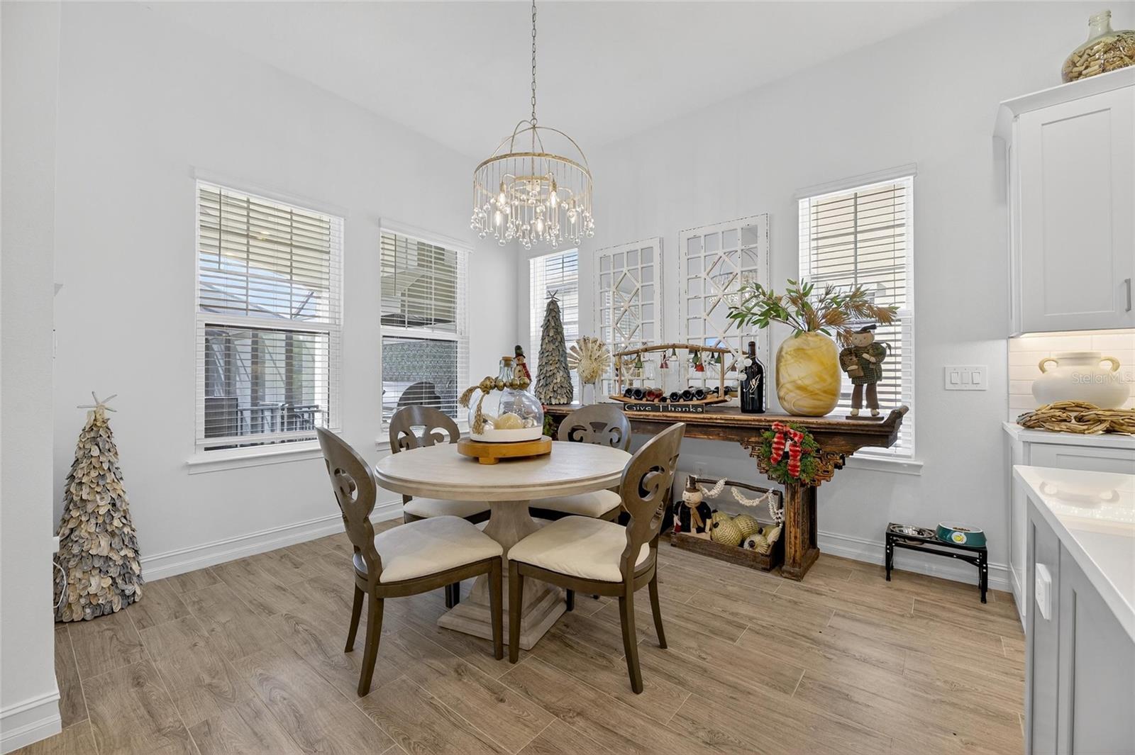 Image 33 of 83 For 1128 Seagrape Drive