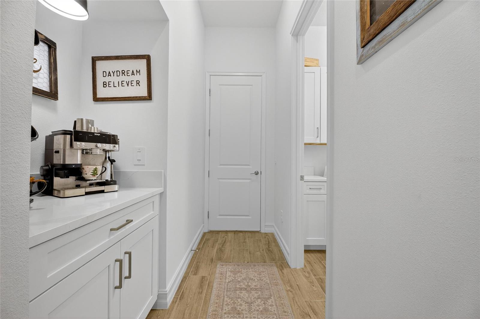 Image 35 of 83 For 1128 Seagrape Drive