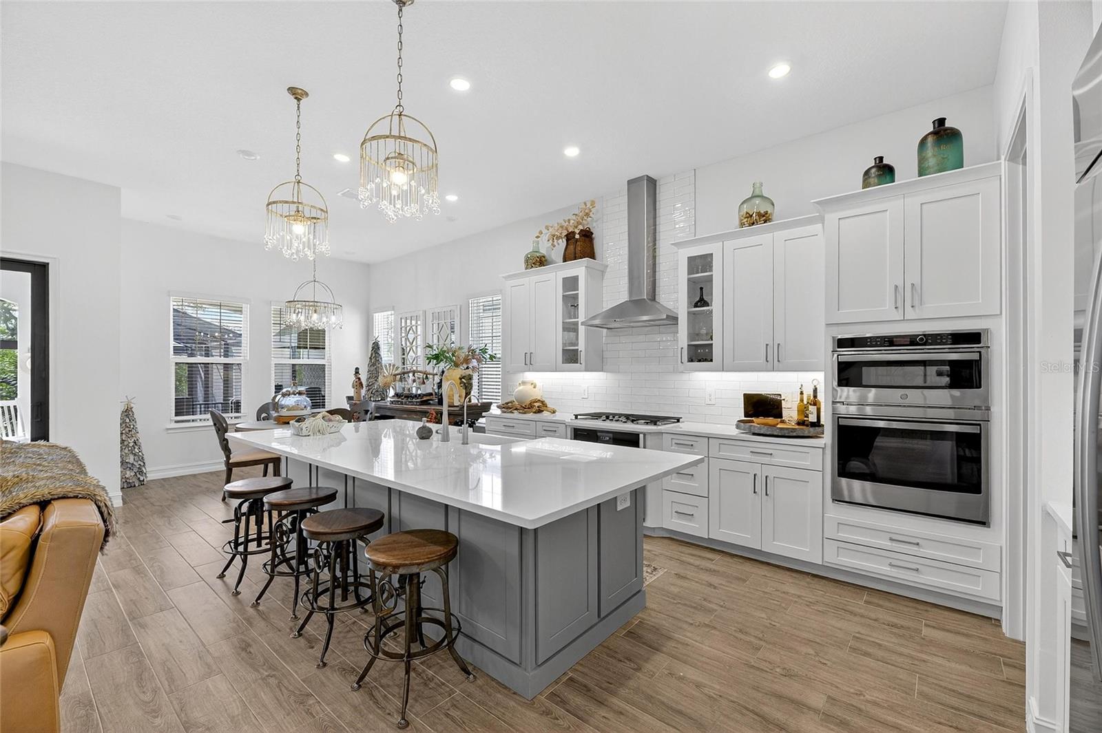 Image 4 of 83 For 1128 Seagrape Drive