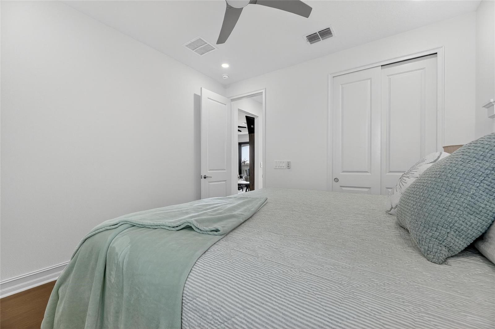 Image 58 of 83 For 1128 Seagrape Drive