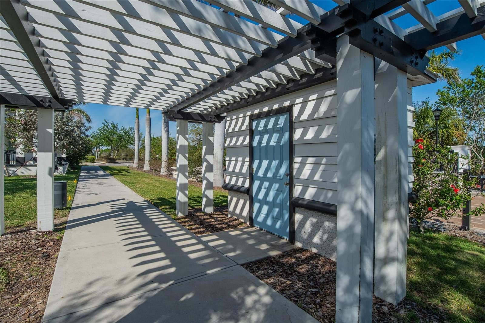 Image 89 of 100 For 1128 Seagrape Drive