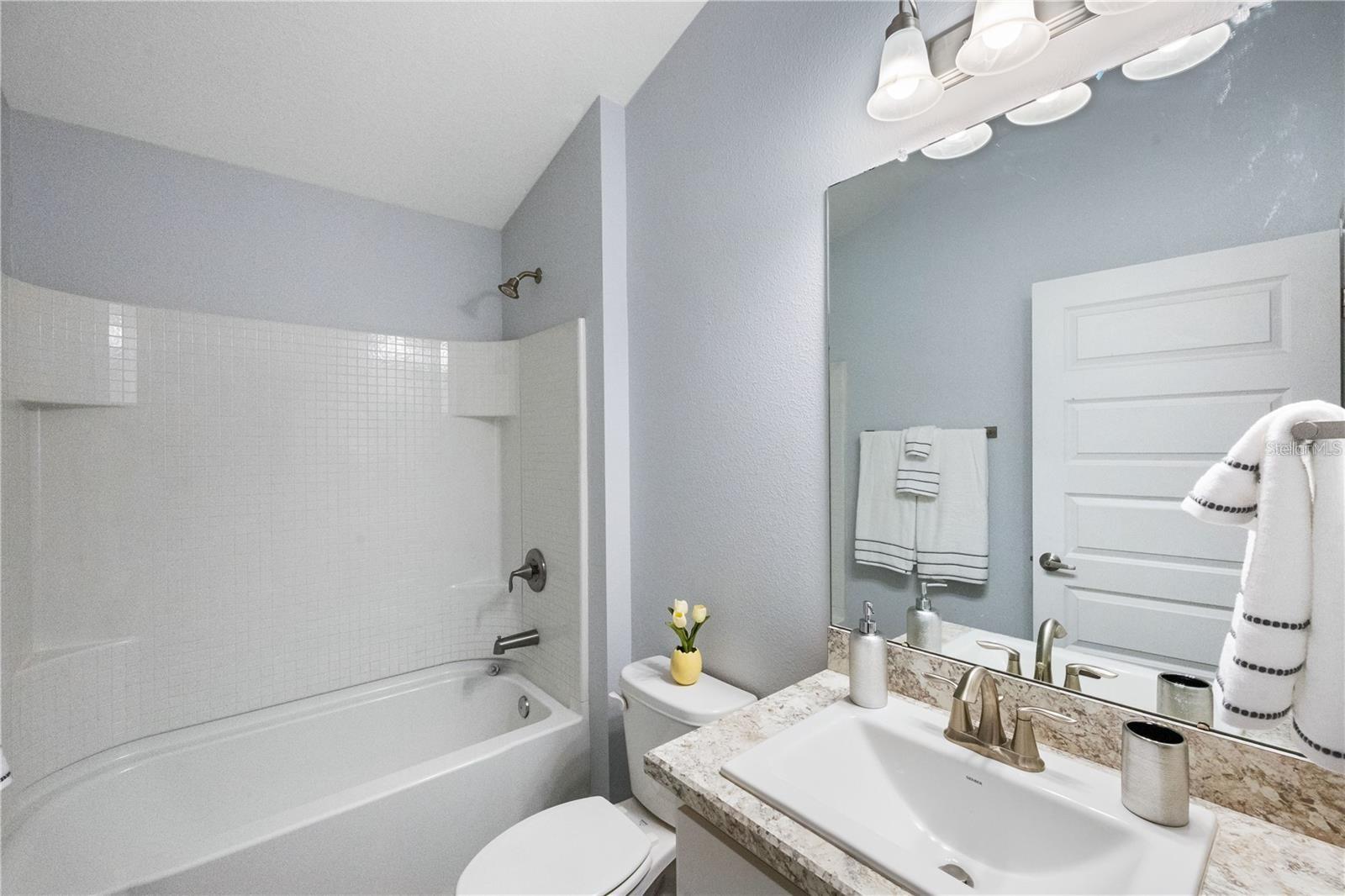 Image 21 of 37 For 14429 Potterton Circle