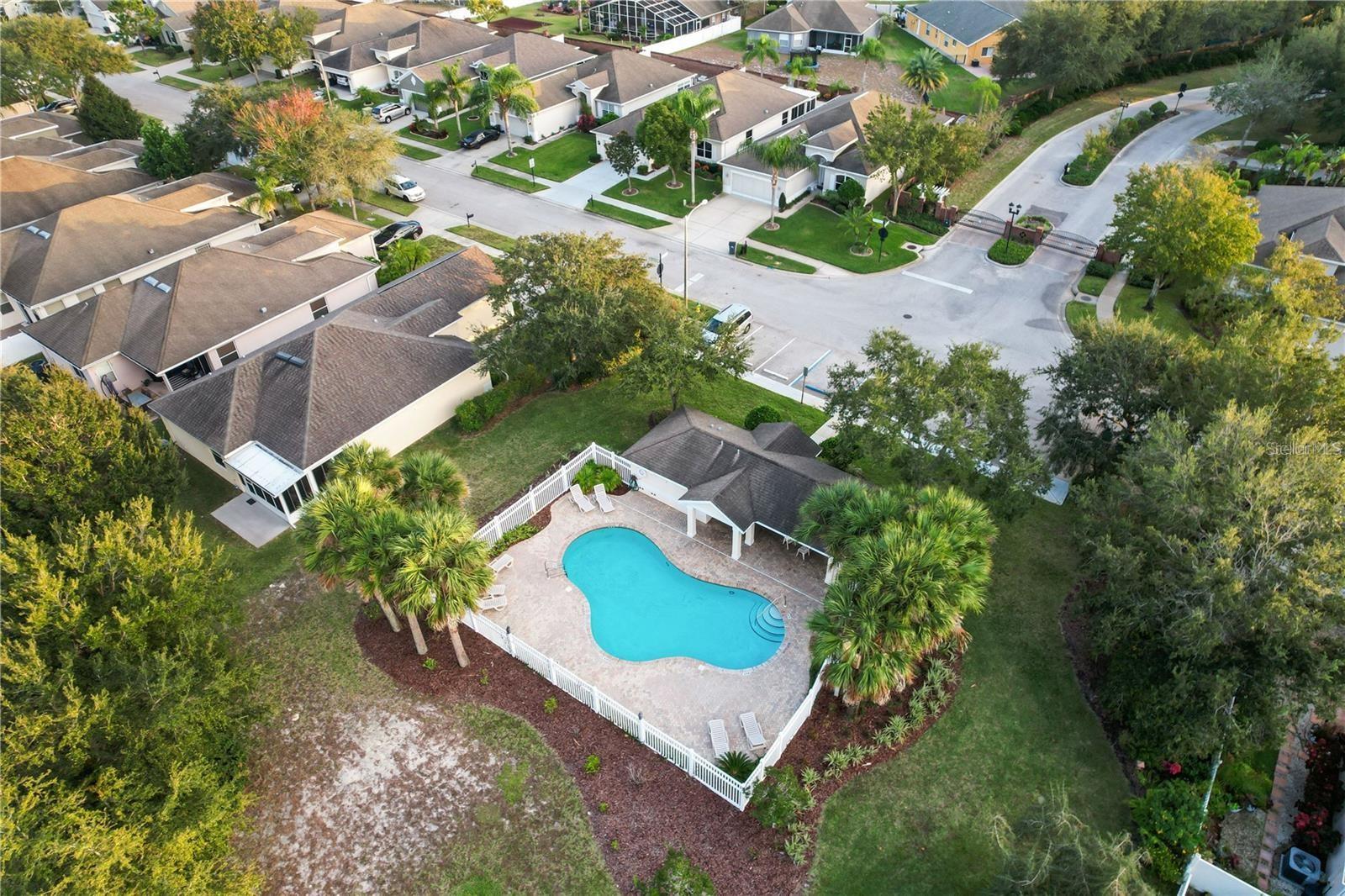 Image 8 of 37 For 14429 Potterton Circle