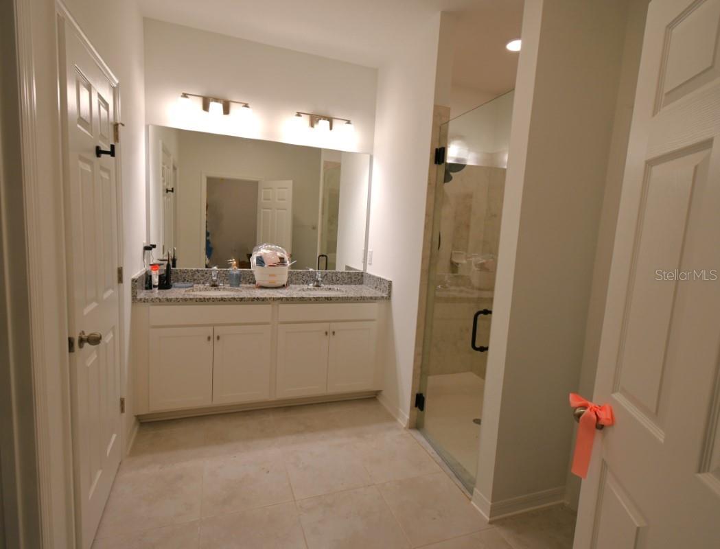 Image 10 of 19 For 11996 Hilltop Farms Drive