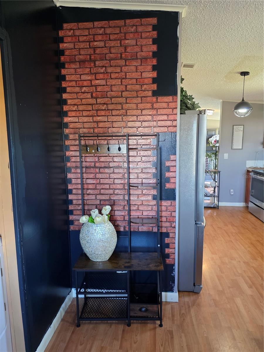 Image 16 of 65 For 14479 Angus Road