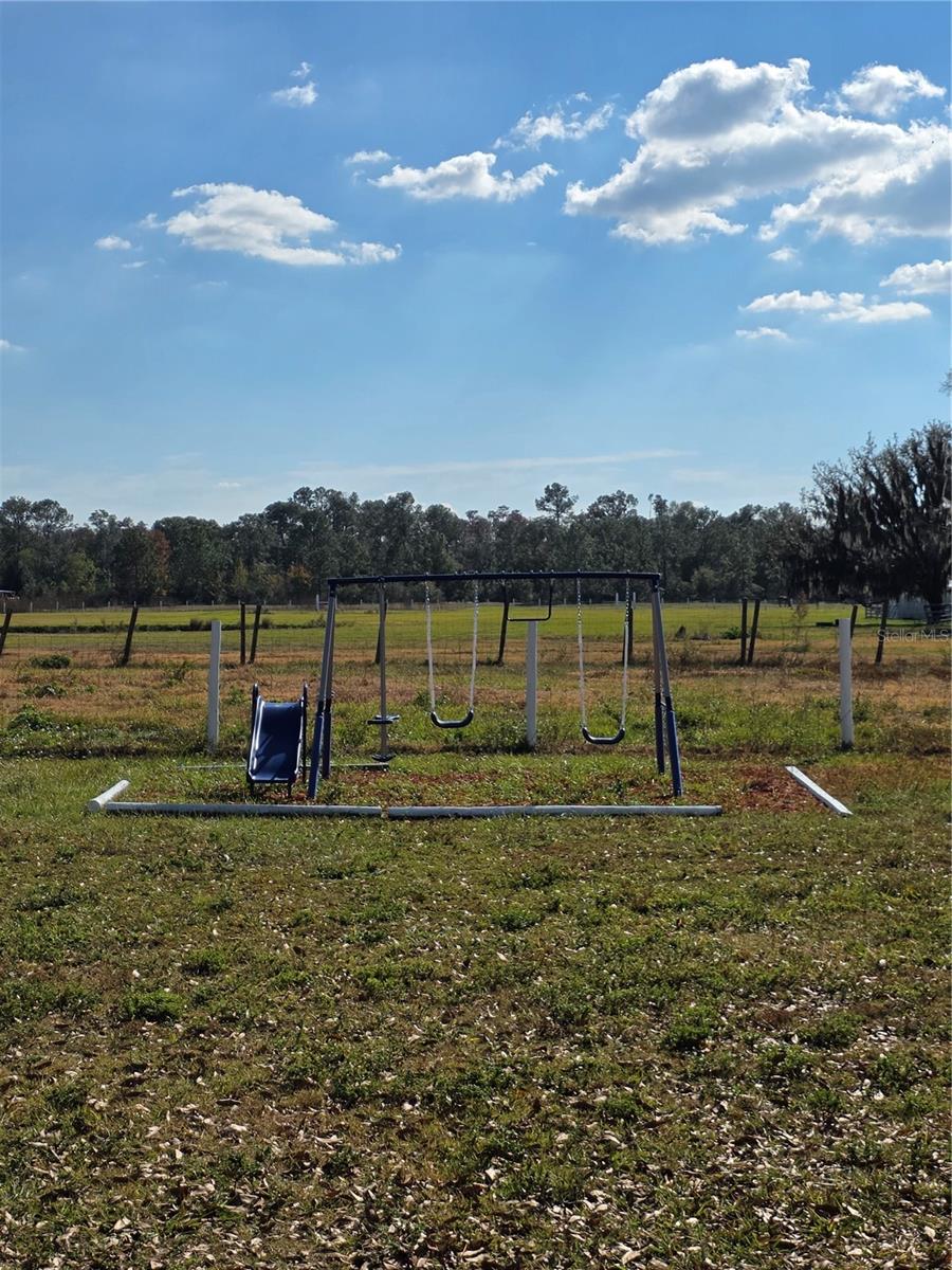 Image 45 of 65 For 14479 Angus Road