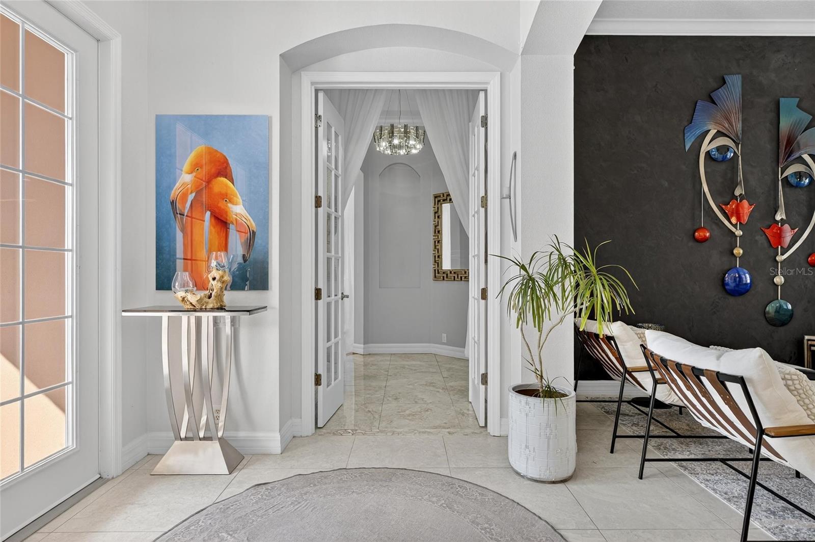 Listing photo id 14 for 719 Islebay Drive