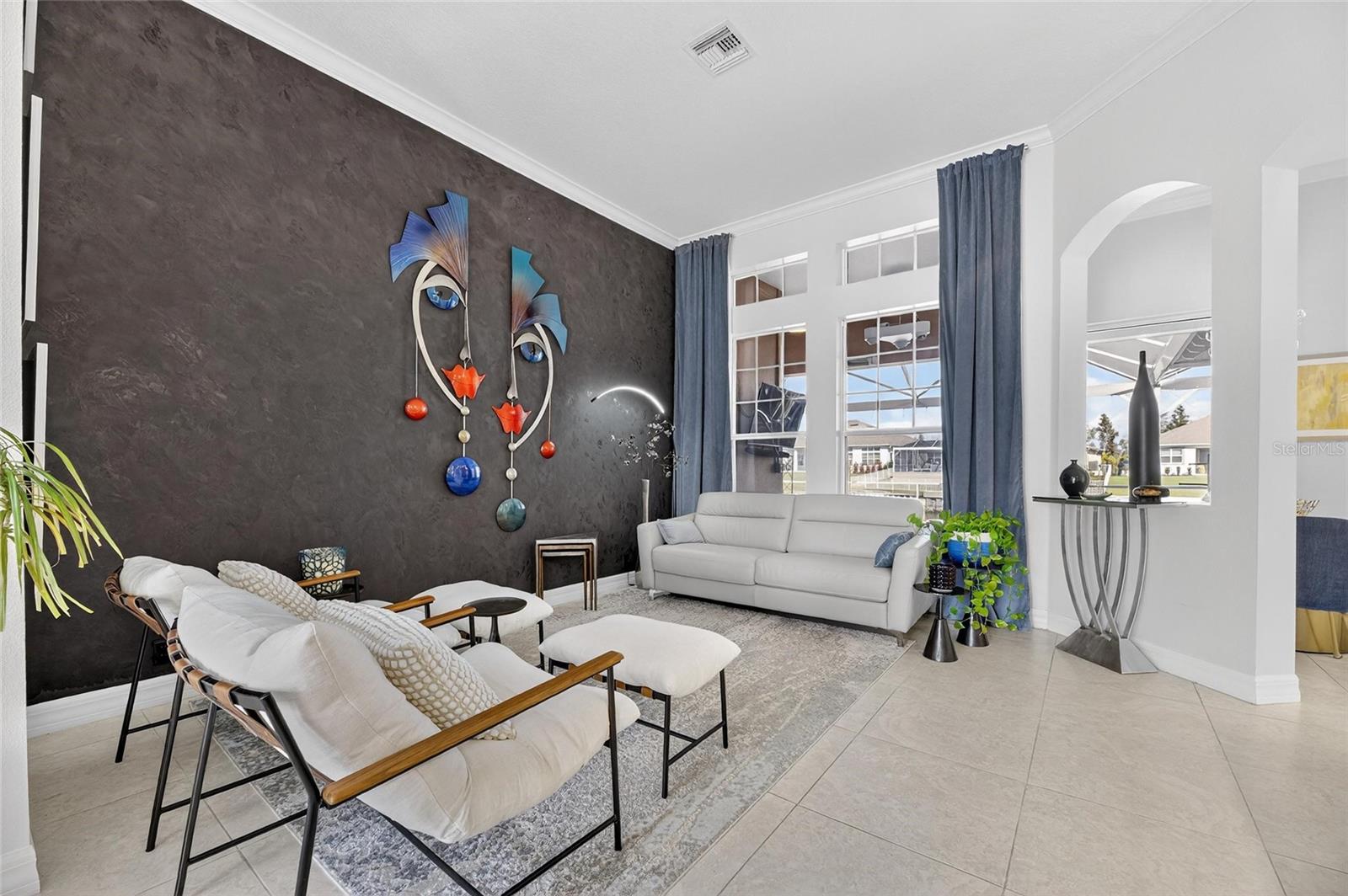 Listing photo id 22 for 719 Islebay Drive