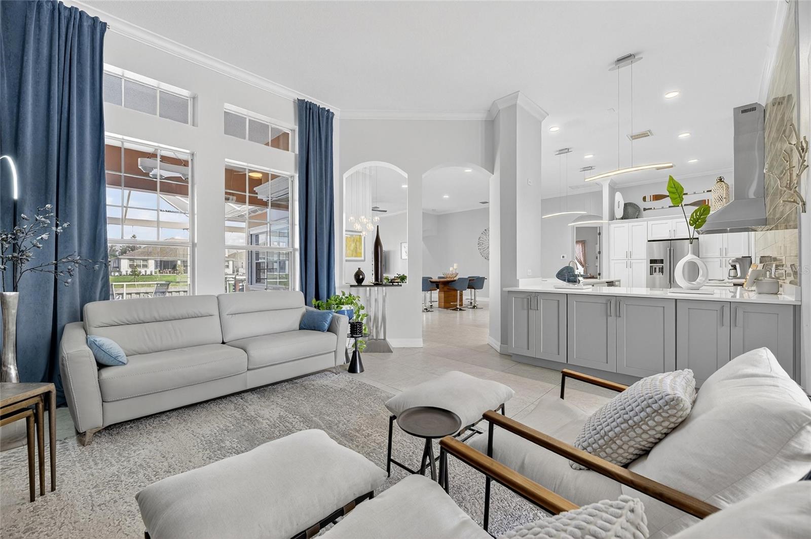 Listing photo id 25 for 719 Islebay Drive