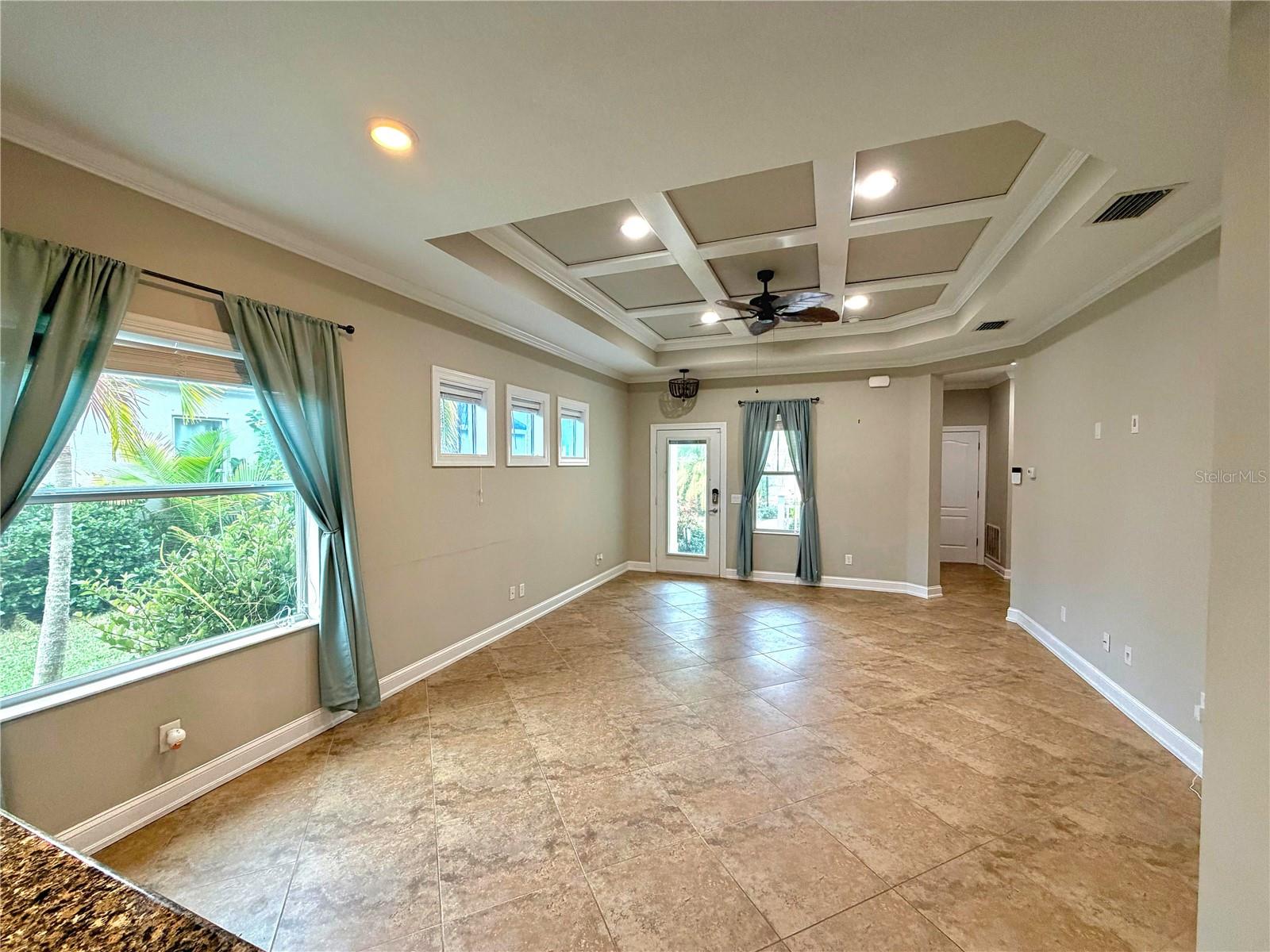 Image 2 of 18 For 4911 Boston Common Glen