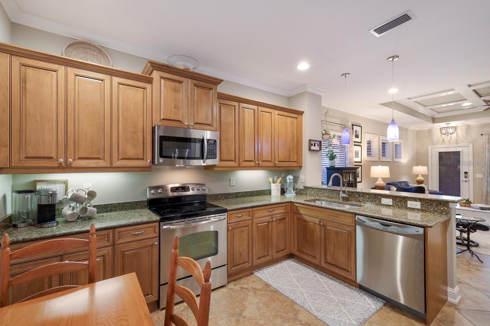 Image 5 of 18 For 4911 Boston Common Glen