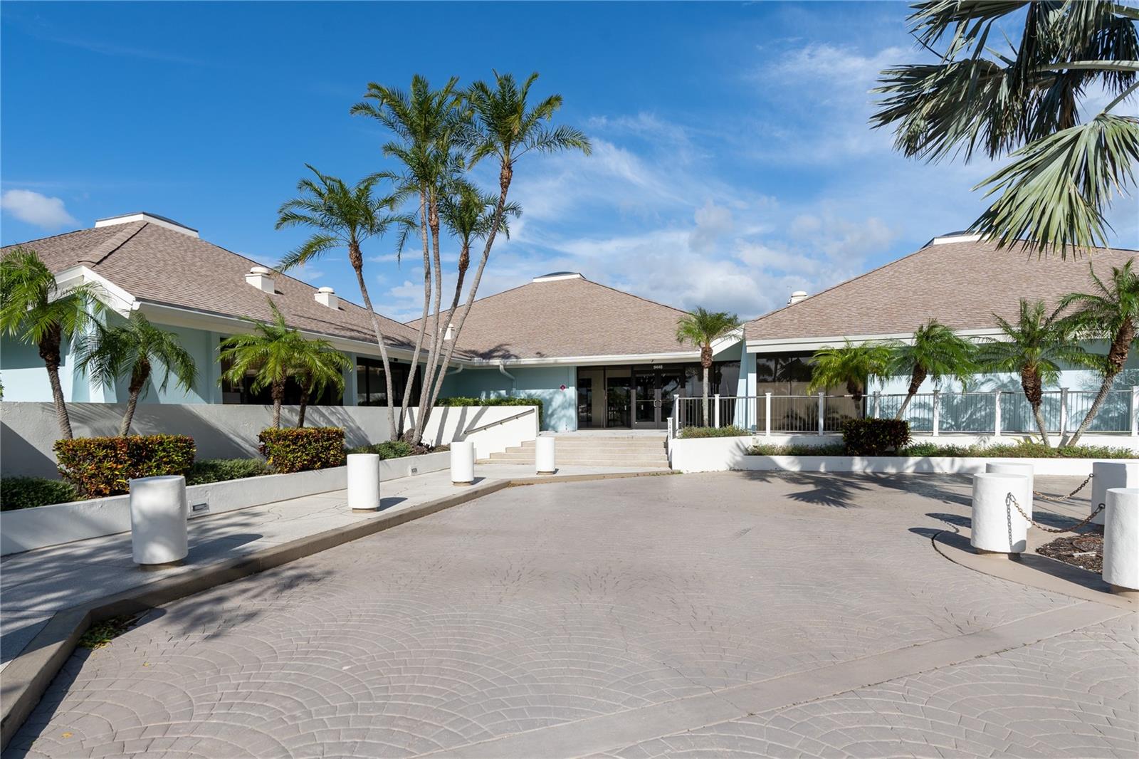 Image 30 of 36 For 9495 Blind Pass Road 304