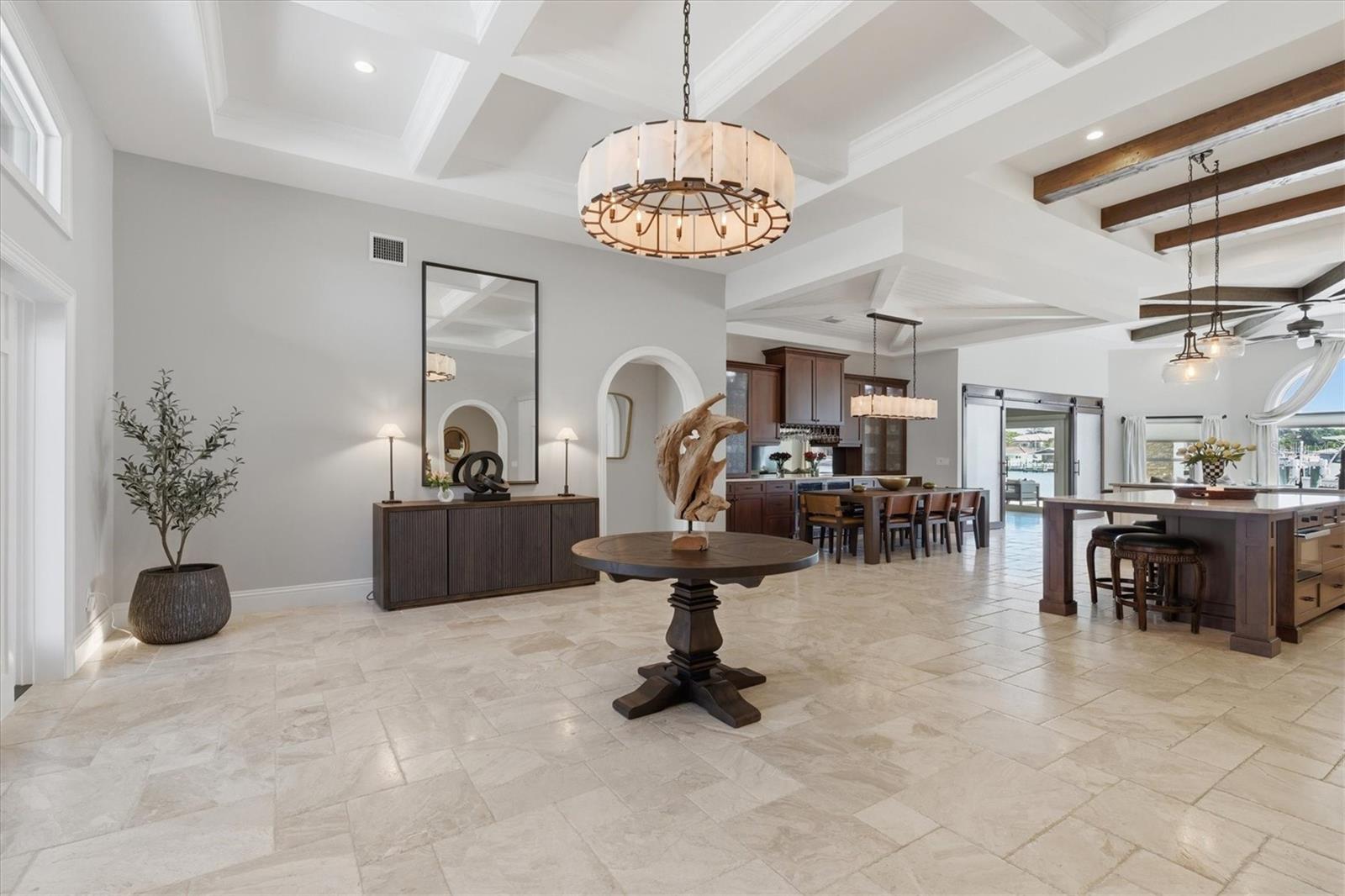 Listing photo id 9 for 215 Driftwood Lane