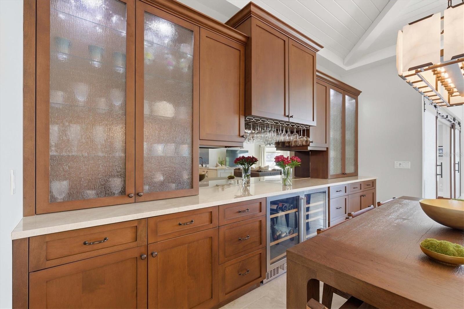 Listing photo id 22 for 215 Driftwood Lane