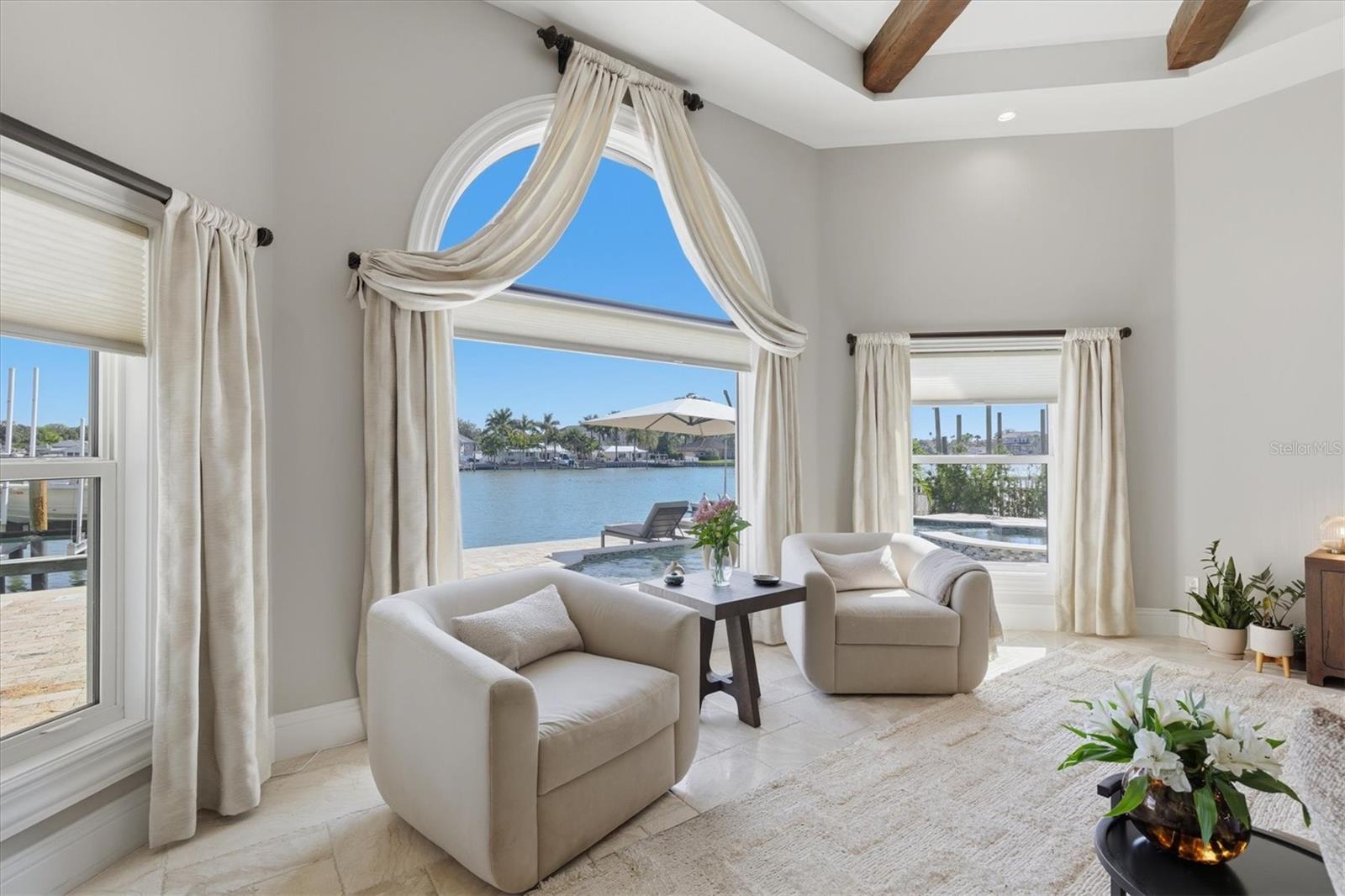 Listing photo id 27 for 215 Driftwood Lane